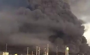 פיצוץ במפעל כימי בעיר קום באירן