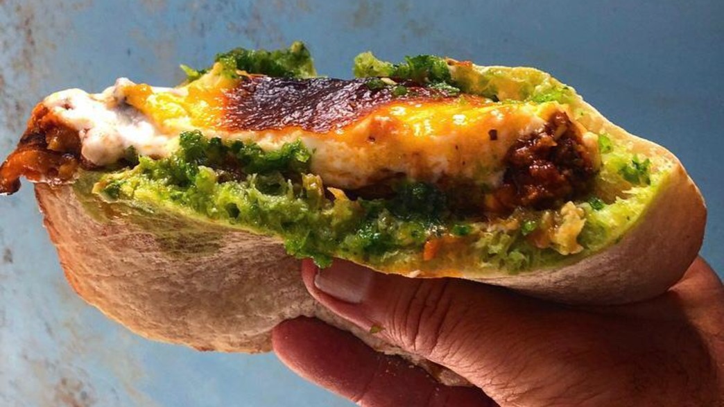 פיתה חדשה במזנון פיתה חדשה במזנון