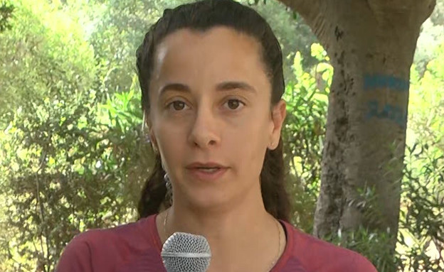 הפילה וריתקה לרצפה גבר שחפן את ישבנה