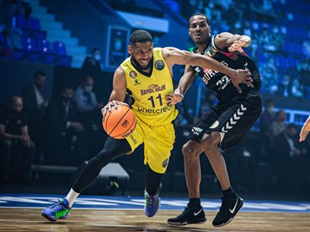 הסגולים לא ויתרו והפכו (FIBA)