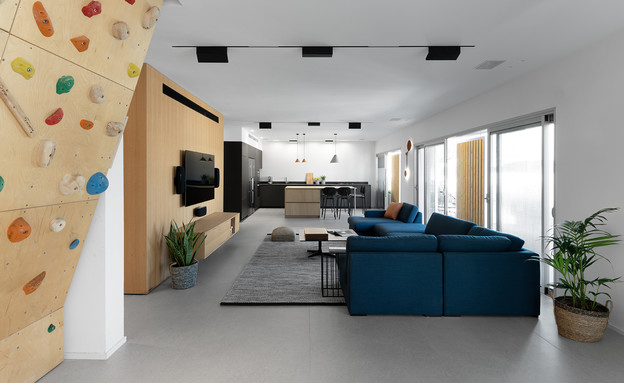 דירה בתל אביב, עיצוב סטודיו לאגום – מירב צ'רניחבסקי ורותם סידלר (צילום: גדעון לוין)
