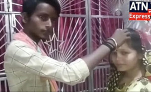 מנדל (צילום: TV Angpradesh, יוטיוב)