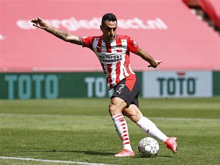 החלוץ ניסה לכבוש בראבונה (getty)