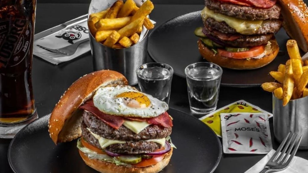 יום ההמבורגר מוזס יום ההמבורגר מוזס