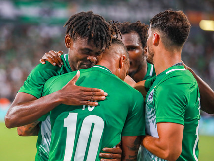 דוניו ושרי אחרי השער השני