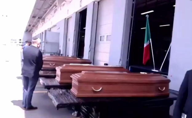 ארונות הישראלים שנהרגו באסון הרכבל באיטליה