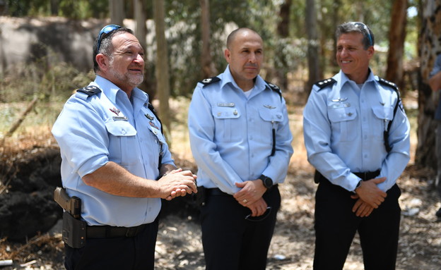 מפכ"ל המשטרה קובי שבתאי בתרגיל תיאום פעולות אכיפה (צילום: דוברות המשטרה)