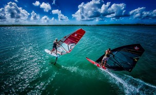 גלישת גלים PWA (צילום: PWA)