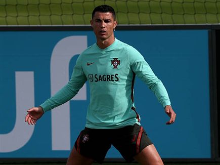 בדרך ליורו, פוגשים את ישראל. רונאלדו (getty)