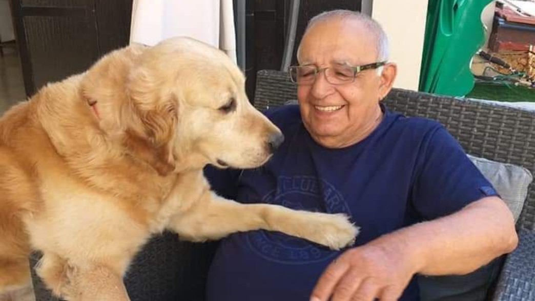 הבעלים התמוטט והכלב הזעיק עזרה הבעלים התמוטט והכלב הזעיק עזרה