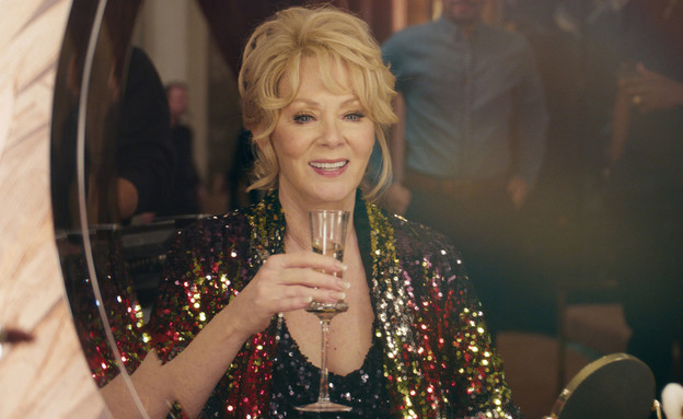 ג'ין סמארט, "Hacks"