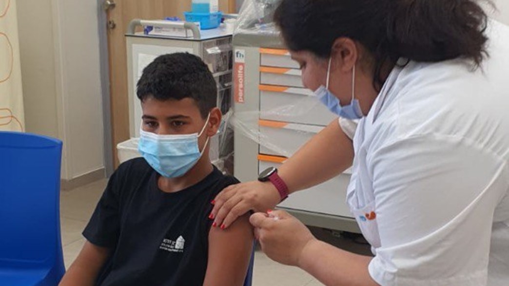 אורי אלתרמן, המחוסן המתבגר הראשון בן 13 וחצי מגדרה אורי אלתרמן, המחוסן המתבגר הראשון בן 13 וחצי מגדרה