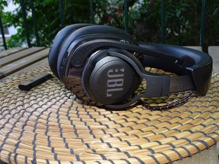 JBL Quantom 800