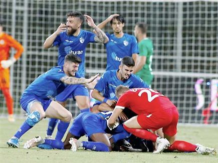 שחקני קריית שמונה. בקרוב יחגגו באיצטדיון מחודש  (אלן שיבר)