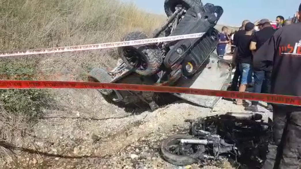 זירת התאונה הקטלנית ברמות מנשה בה נהרגו שני גברים