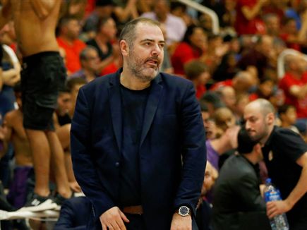 סטפאנוס דדאס. גיבה את חניכיו (אלן שיבר)