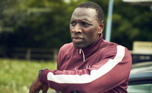 עומאר סי, "לופן" (צילום: Emmanuel Guimier/Netflix,  יח"צ)