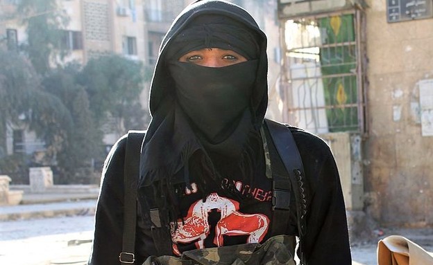 פעילת ארגון הטרור הקיצוני (צילום: BARAA AL-HALABI/AFP, GettyImages)