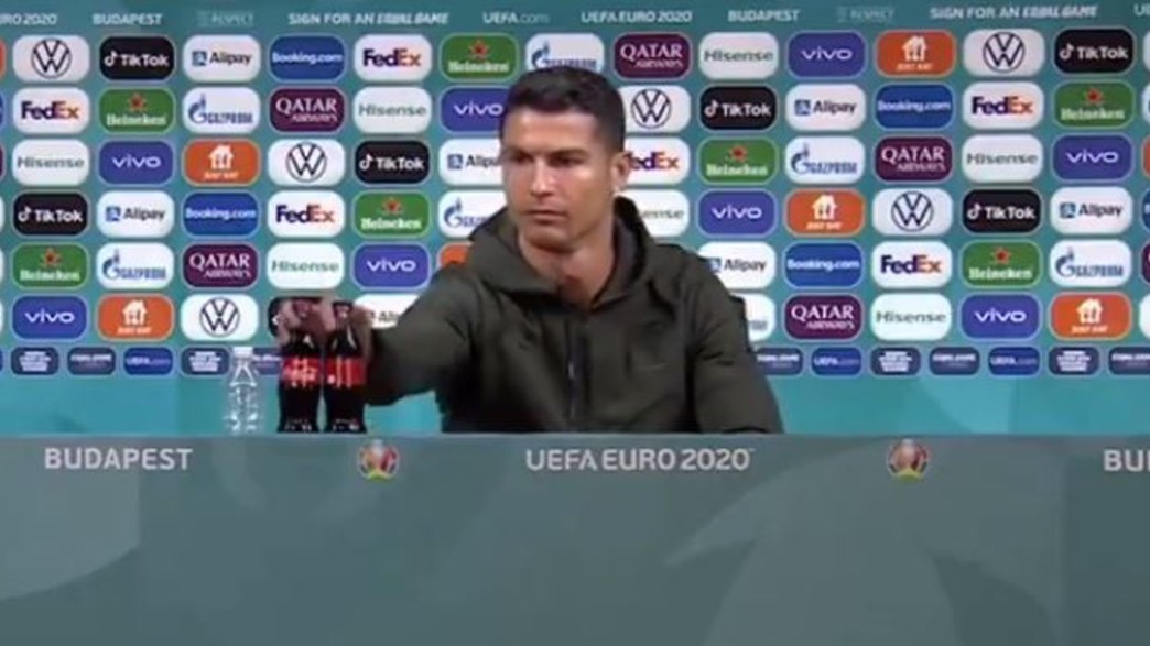 כריסטיאנו רונאלדו קוקה קולה כריסטיאנו רונאלדו קוקה קולה