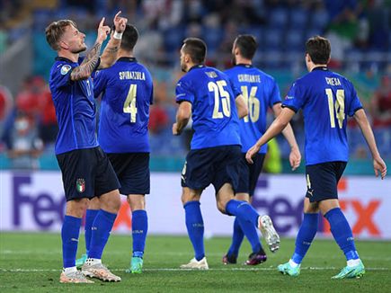 גם אימובילה הצטרף לחגיגה (GETTY)