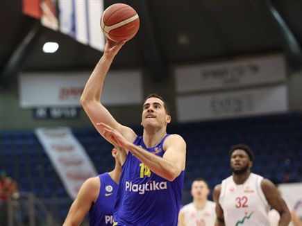 בלייזר. צפוי לעזוב (מנהלת הליגה)