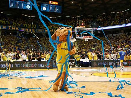 אווירה יוצאת דופן (אלן שיבר)