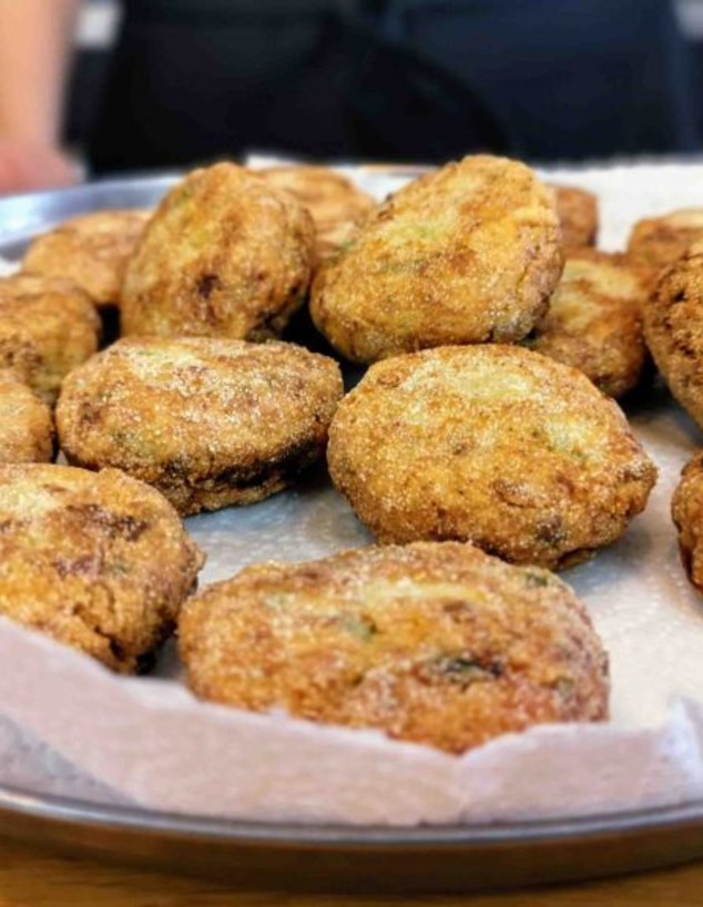 קציצות עוף ברוטב לימוני - אחרי הטיגון