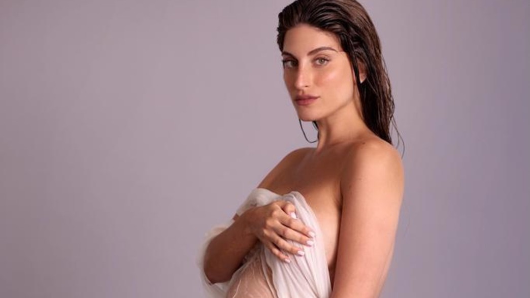 דנה זרמון בחודש תשיעי. יוני 2021