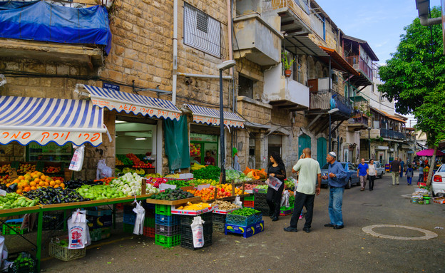 ואדי ניסנאס בחיפה (צילום: By RnDmS, shutterstock)