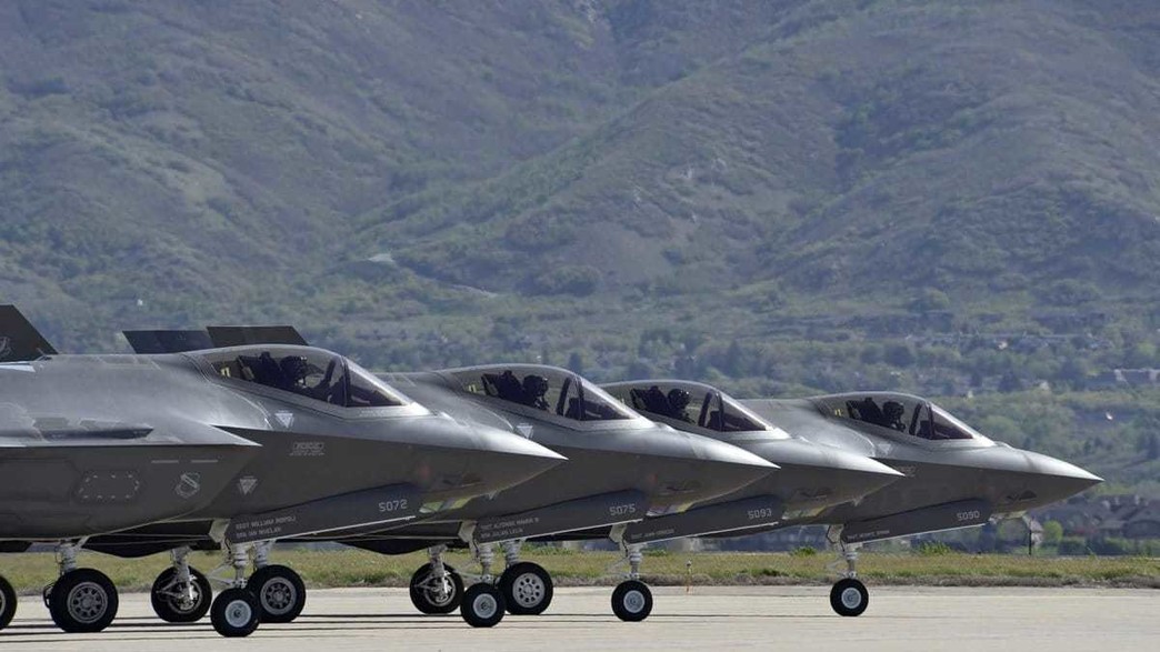 5 שנים למטוס F35 5 שנים למטוס F35