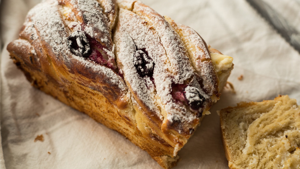 קראנץ ריקוטה ודובדבנים קראנץ ריקוטה ודובדבנים