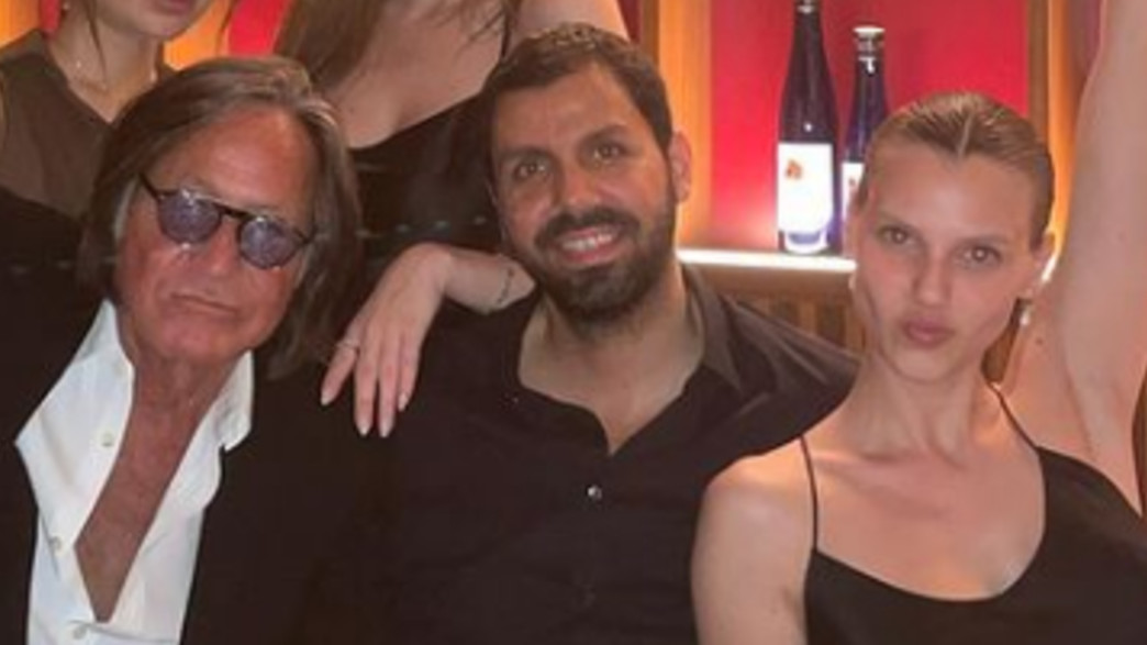 ניבר מדר מבלה עם מוחמד חדיד ניבר מדר מבלה עם מוחמד חדיד