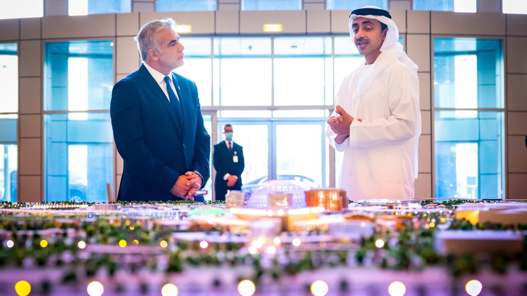 יאיר בביקור באיחוד האמירויות