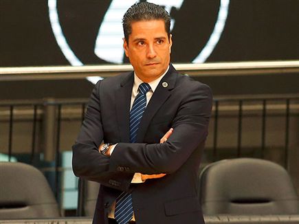 מתיחת פנים רצינית בסגל. ספרופולוס (צילום: אלן שיבר)