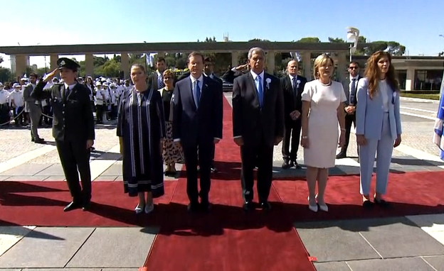 טקס קבלת הפנים לנשיא הנכנס ברחבת הכנסת (צילום: דוברות הכנסת)