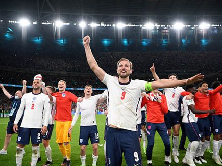 בניון רוצה שהאנגלים ינצחו (GETTY)