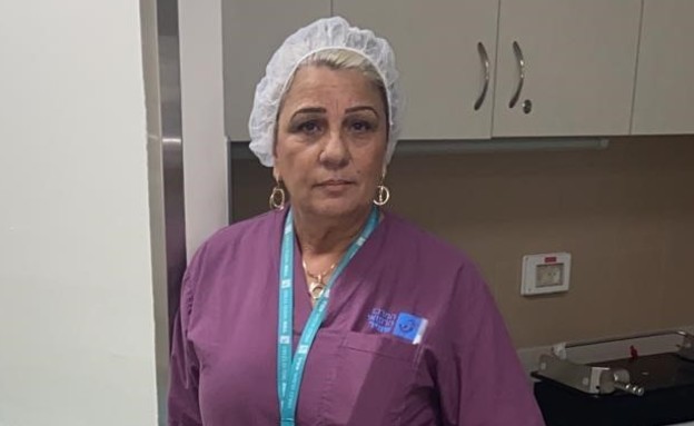 רותי כהן, עובדת ניקיון בבית החולים אסף הרופא (צילום: ללא, N12)