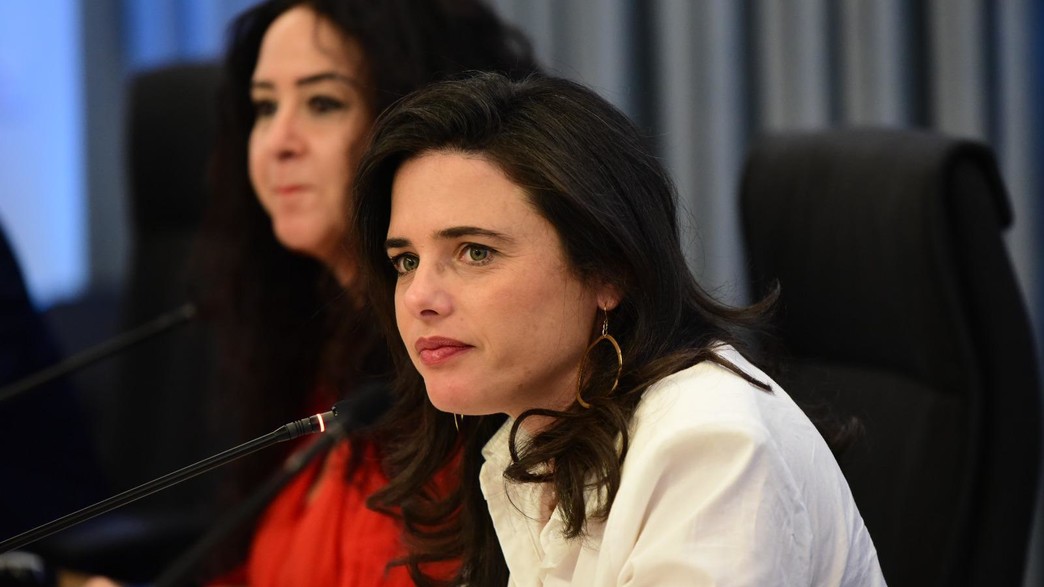 שרת הפנים איילת שקד שרת הפנים איילת שקד