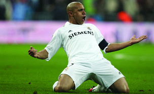 Roberto Carlos (צילום:  Real Madrid TV)