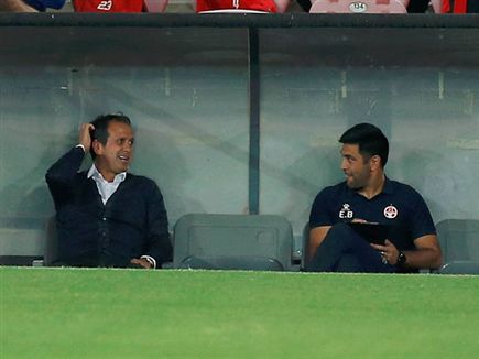 ברדה עם רוני לוי. עובד עם סקאוט אחד (אלן שיבר)