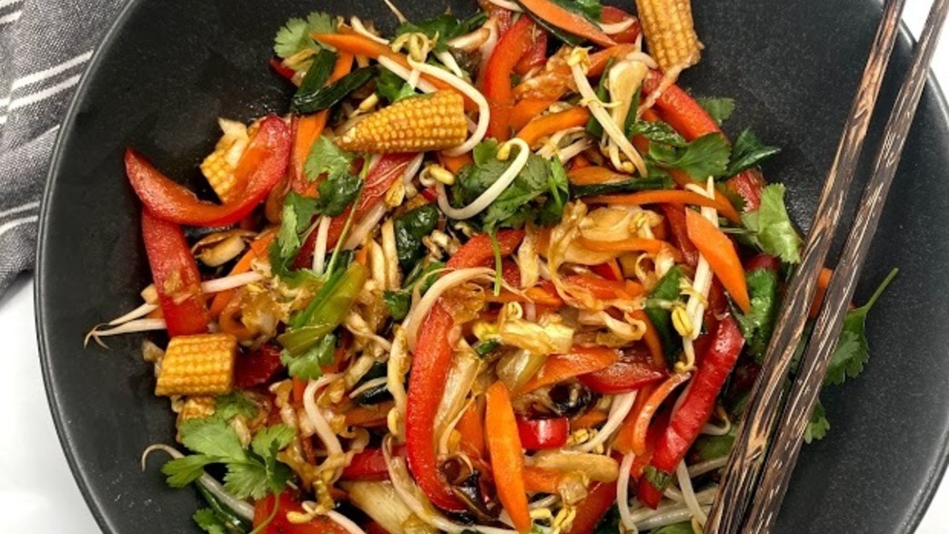 ירקות מוקפצים של רון יוחננוב ירקות מוקפצים של רון יוחננוב