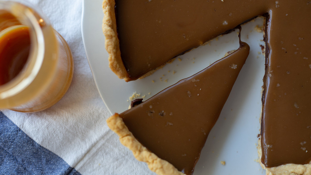 פאי שוקולד וקרמל מלוח פאי שוקולד וקרמל מלוח