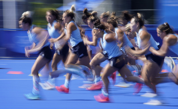 נבחרת ההוקי של ארגנטינה מתאמנת לאולימפיאדה (צילום: AP)