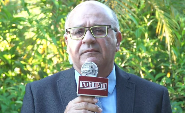 פרופ' חזי לוי קורא לחסן בבתי הספר