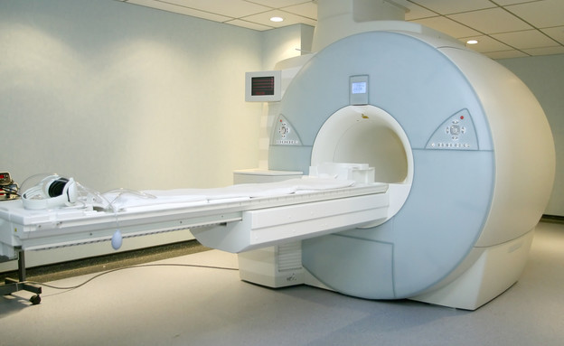 מכשיר MRI (צילום:  Ezz Mika Elya, shutterstock)