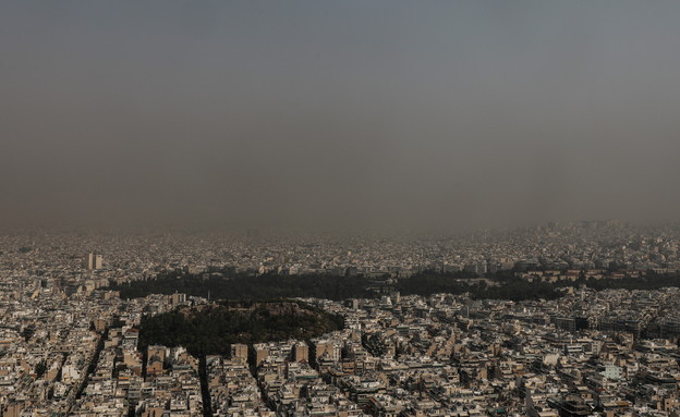 גל שרפות ביוון (צילום: reuters)