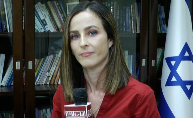 השרה מירב כהן על היעדרותו של לפיד