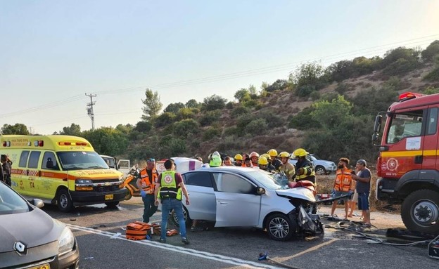 תאונה בכביש 38 (צילום: תיעוד מבצעי מד"א)