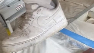 נעליים (צילום: טיקטוק howpluggedareyou)