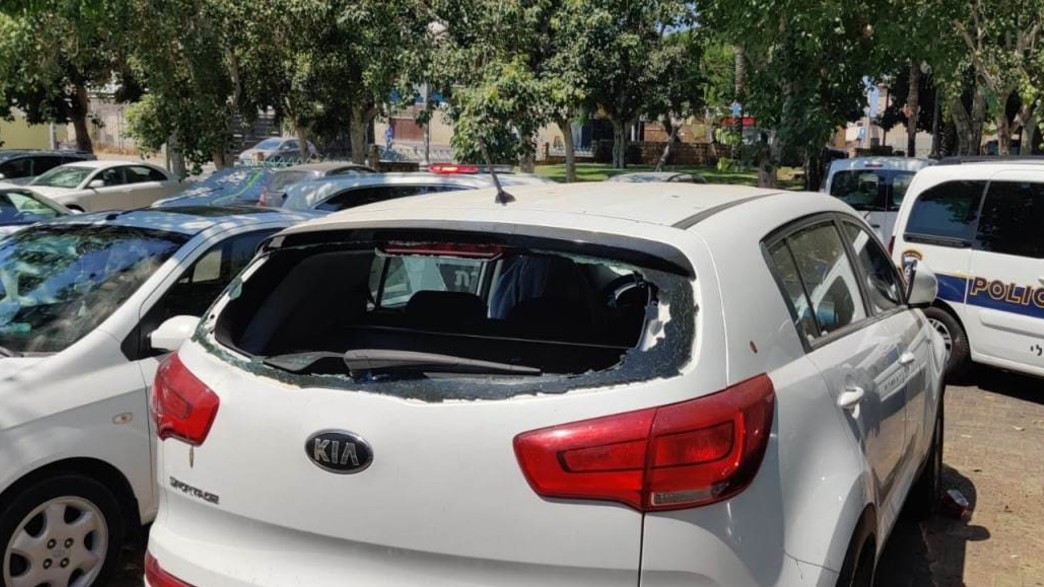 חשוד ניפץ שמשות של 14 כלי רכב ביפו חשוד ניפץ שמשות של 14 כלי רכב ביפו